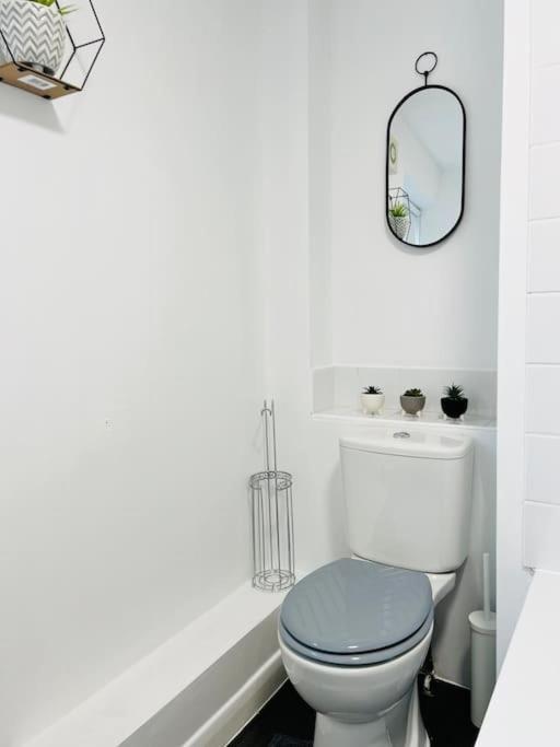 New Fully Furnished Cosy Home Balderton Экстерьер фото